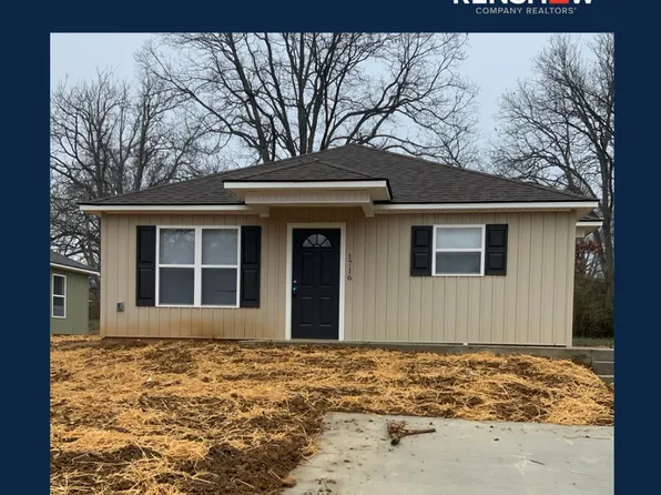 1716 Harris St, Dyersburg, TN 38024