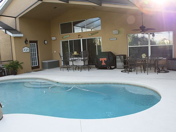 5th image of 6715 Cromwell Garden Dr
