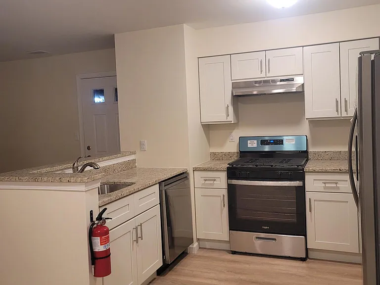 27 Lear Ct — Photo 19
