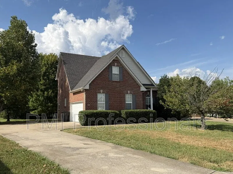 3 bed, 2.5 bath, 2000 sqft, $2,199 — Photo 3