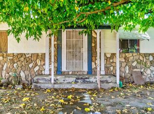 530 Rotan Ave, Madera, CA 93637