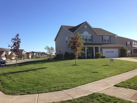 2nd image of 10749 Brighton Knoll Pkwy S