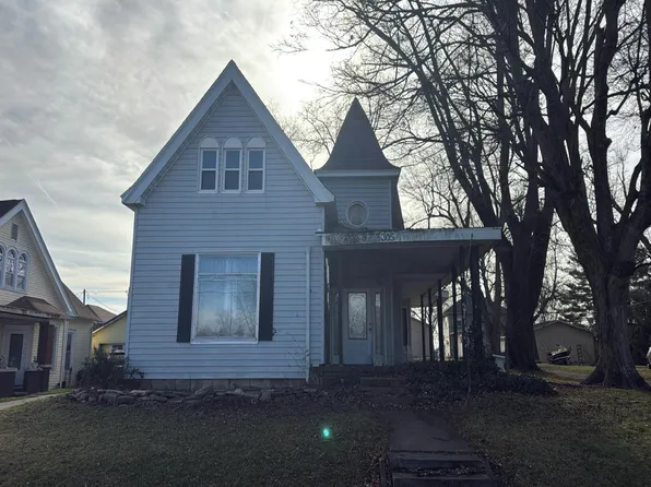 305 E Mulberry St, Salem, IN 47167