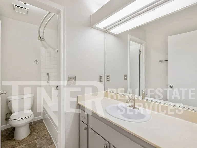 5943 Main Ave #F — Photo 22
