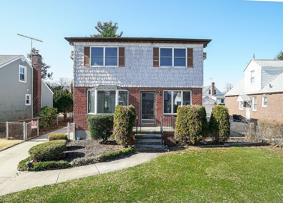 1st image of 55 Spruce Ln