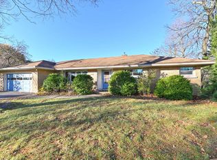 8485 N Fielding Rd, Bayside, WI 53217