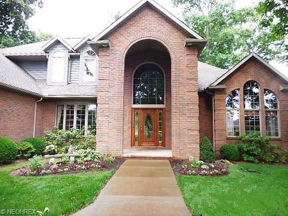 2nd image of 4319 Huntington Woods