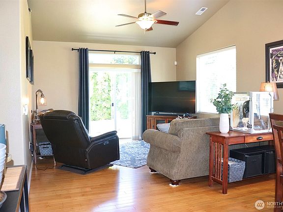 5th image of 1324 S Cougar Drive