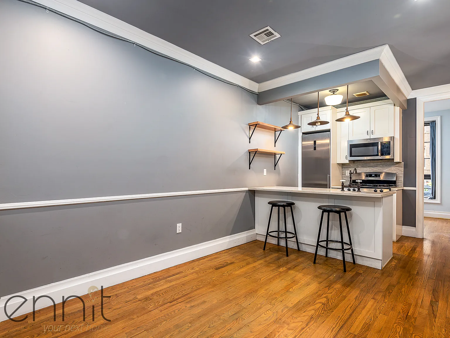 1622 Summerfield Avenue — Photo 2