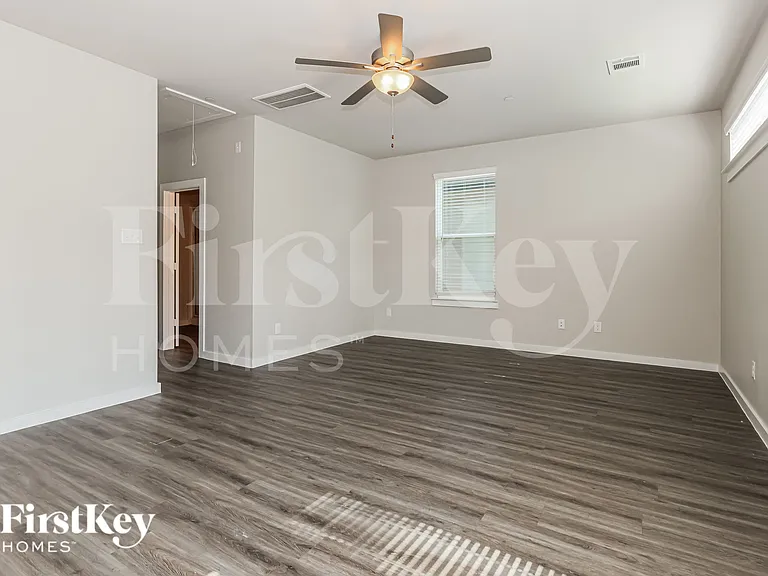 18322 W Centro Cir — Photo 5