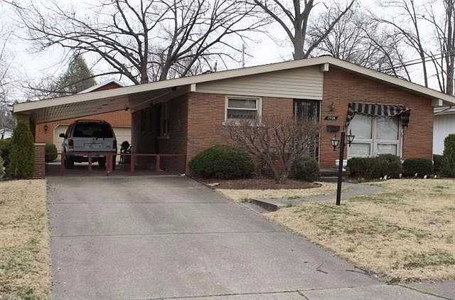 1st image of 1908 S Parker Dr
