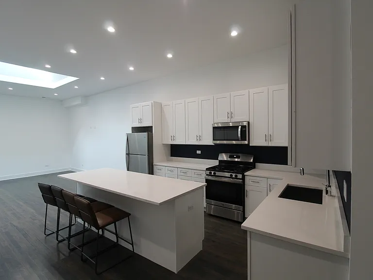 1474 N Milwaukee Ave #3F — Photo 5
