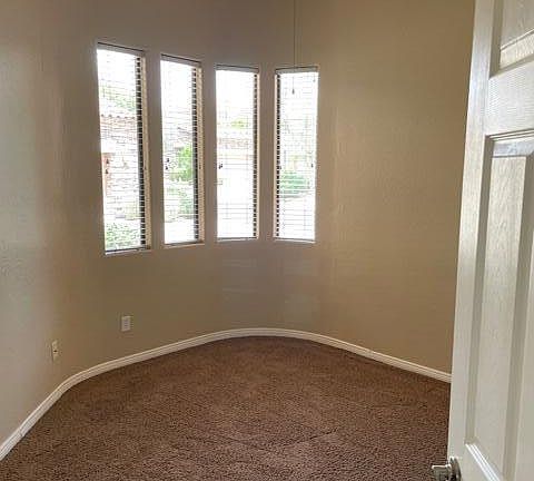 5th image of 19550 N Grayhawk Dr Unit 1115