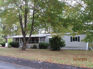 2 Haskell Cir, Lakeville, MA 02347