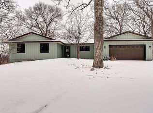 10598 First Timberlane Dr, Northfield, MN 55057