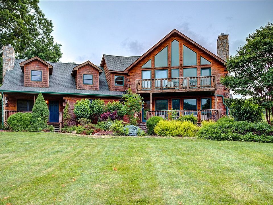 1st image of 391 Camelot Drive