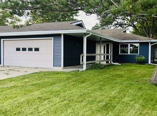 1918 Wyoming Ave, Sun Prairie, WI 53590