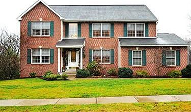 1st image of 1035 S Lake Dr