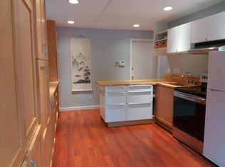 2646 E Ward St #B, Seattle, WA 98112