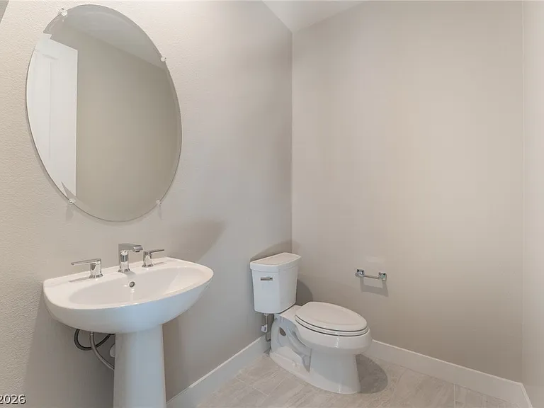 667 Grey Saker St — Photo 25