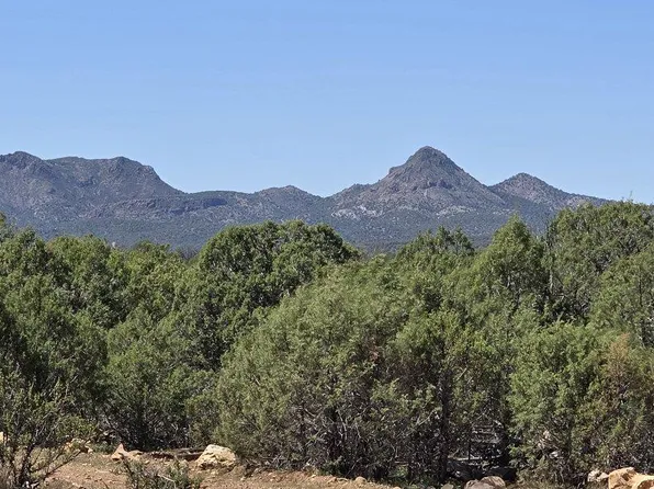 912 Westwood Rnch, Ash Fork, AZ 86320