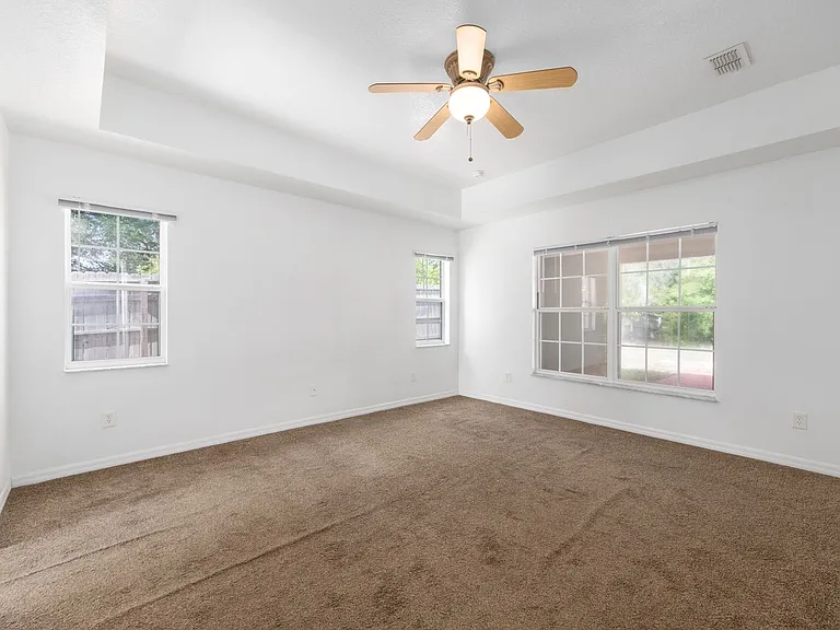 7860 SW 204th Ave — Photo 34