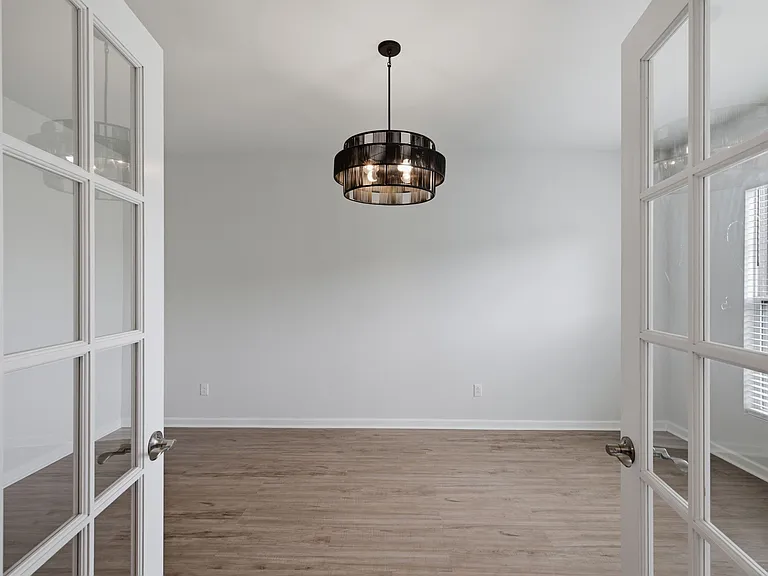 3707 Clementine Ln — Photo 6