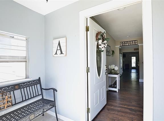 3rd image of 609 Highland Ave