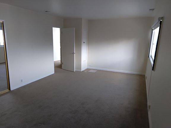 5th image of 2200 Vallejo St APT 7