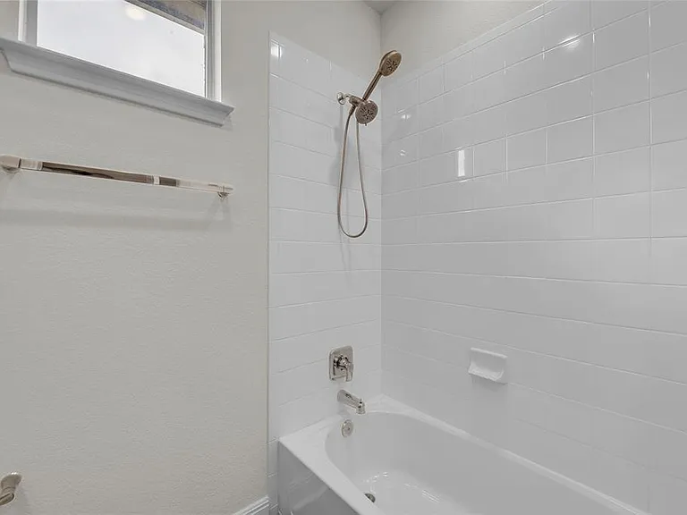17925 Curio Dr — Photo 12