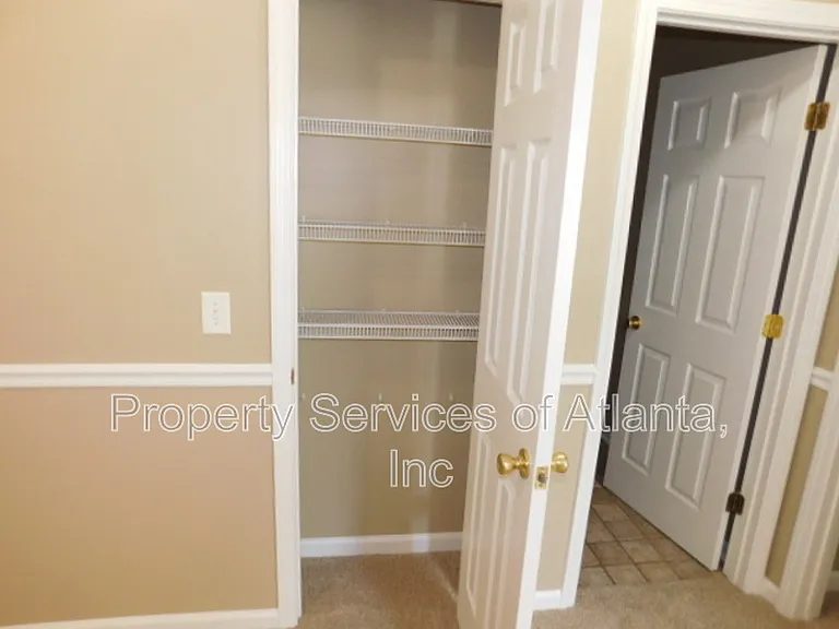 311 Windcroft Cir NW — Photo 14