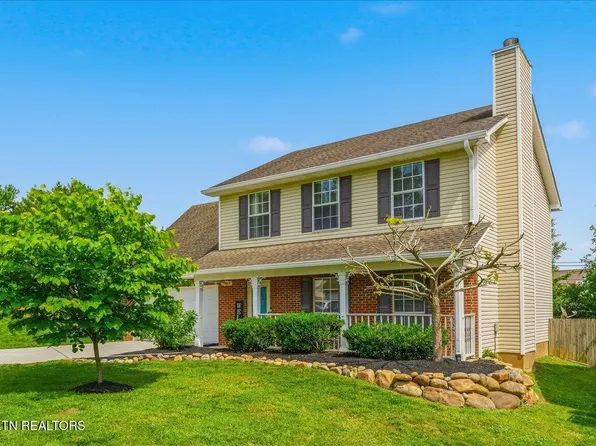 8132 Legacy Ln, Knoxville, TN 37919