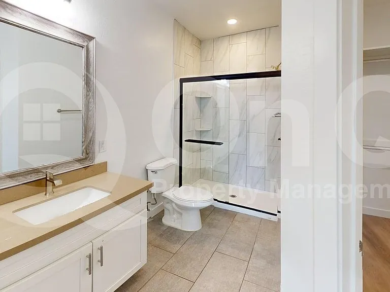 9160 N 67th Ave #207 — Photo 12