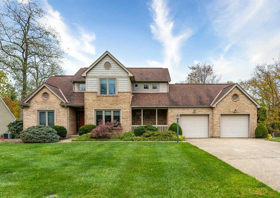1st image of 572 Miami Bluff Ct