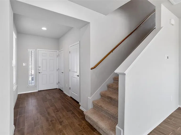 5613 Respinto Dr — Photo 5
