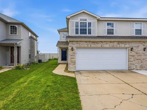 4621 Copper Ridge Rd, Champaign, IL 61822