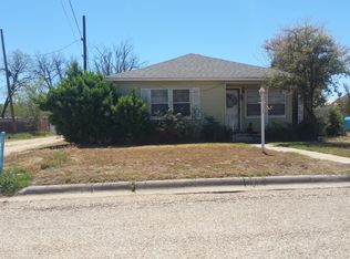 219 E 9th St, Colorado City, TX 79512