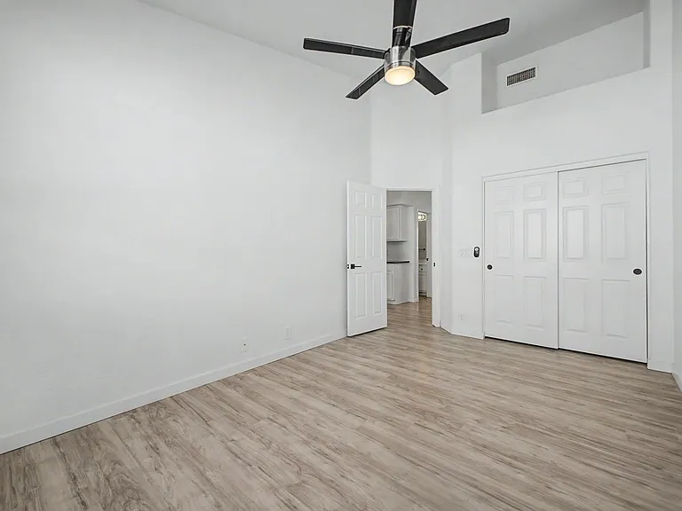 7251 E Lakeview Ave — Photo 23