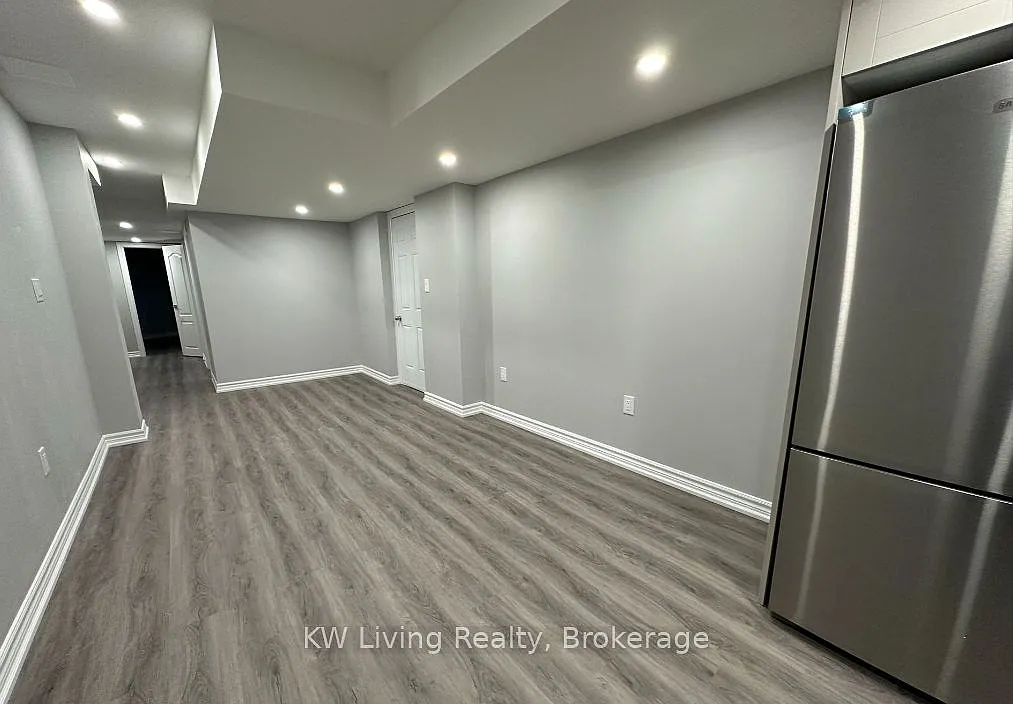 2 bed, $1,700 — Photo 4