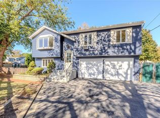 1A Lori Ct, Northport, NY 11768