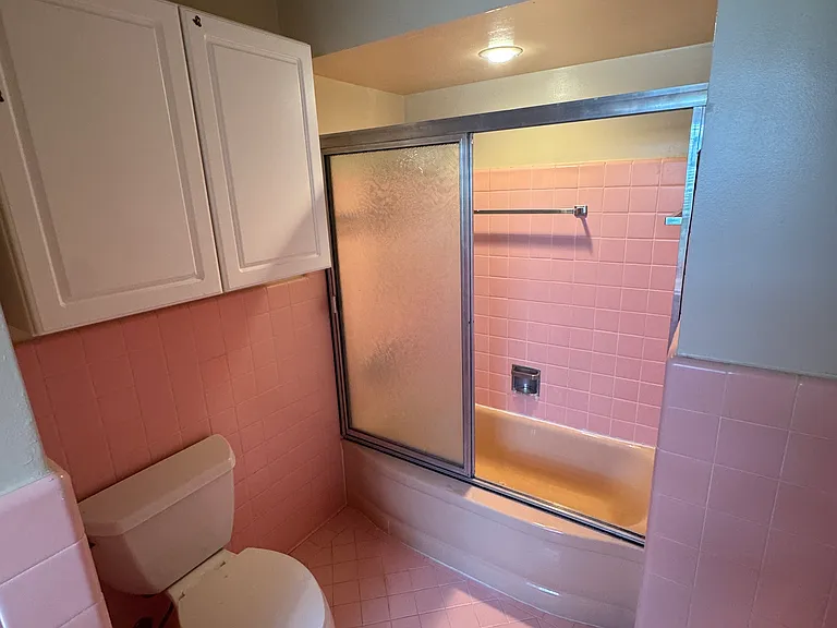 205 Leyden St — Photo 17