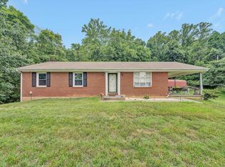 1544 Tulagi Rd, Vinton, VA 24179