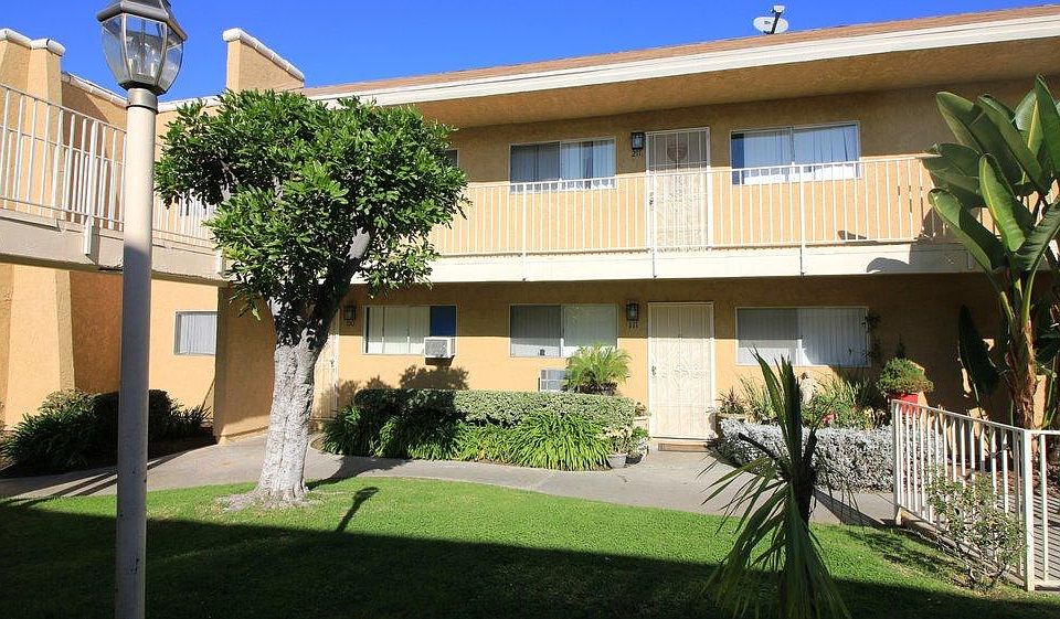 2nd image of 20600 Seine Ave APT 208