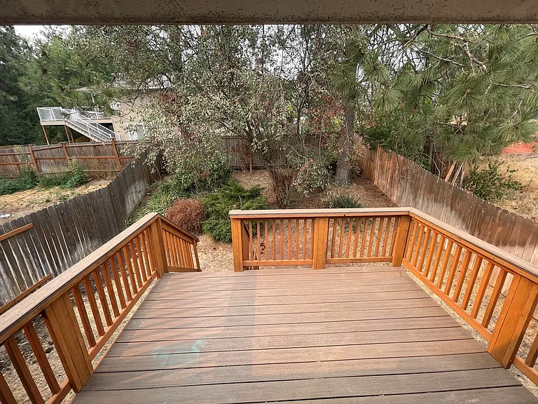 2537 E 27th Ave — Photo 15