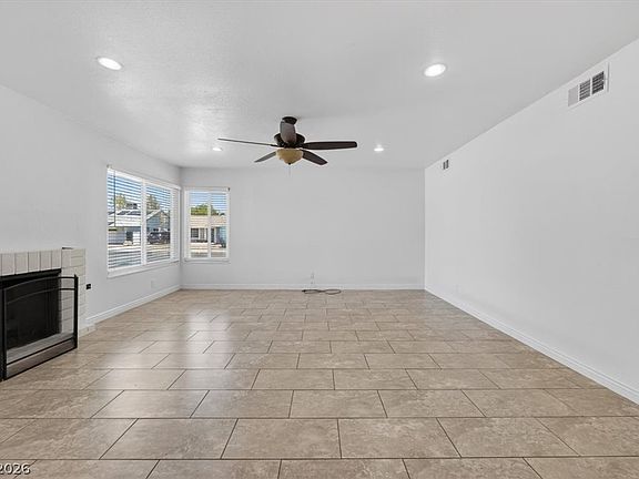 5th image of 4366 Hidden Oak Ct