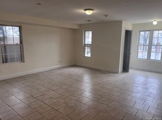 388 W Montauk Hwy #388, Lindenhurst, NY 11757