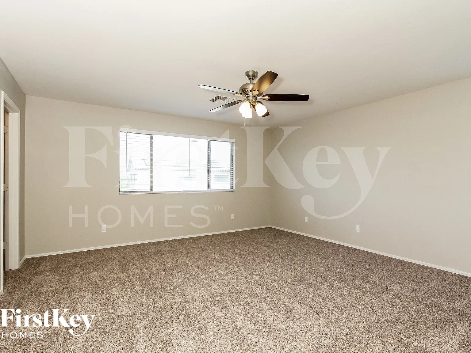 5 bed, 3.0 bath, 2634 sqft, $2,275 — Photo 4