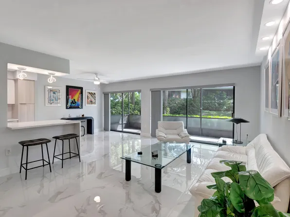 6682 Willow Wood Drive #1801, Boca Raton, FL 33434