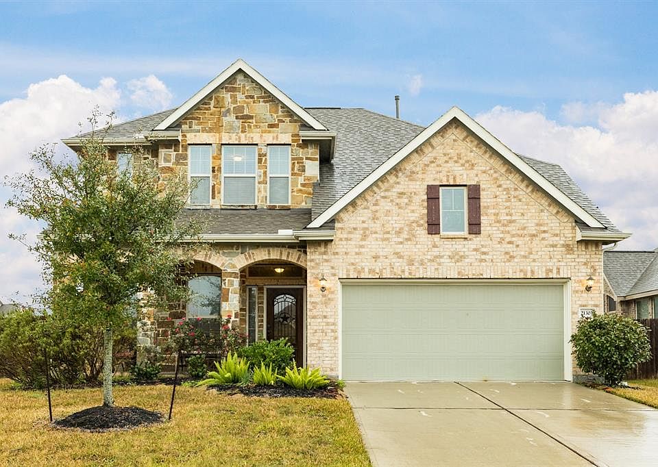 1st image of 21303 Huron Bend Dr