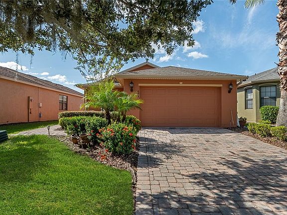 3rd image of 645 Grand Canal Dr